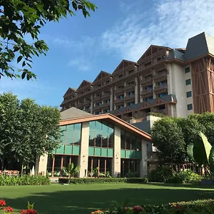 ***** Курортный комплекс World Sentosa - Equarius Сингапур